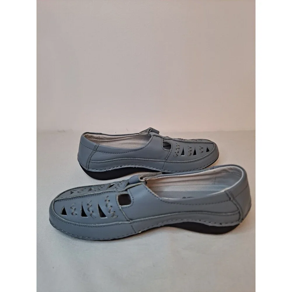 Propet Woman's Clover Casual Shoe 6.5M Gray Leather Hook & Loop Perforated